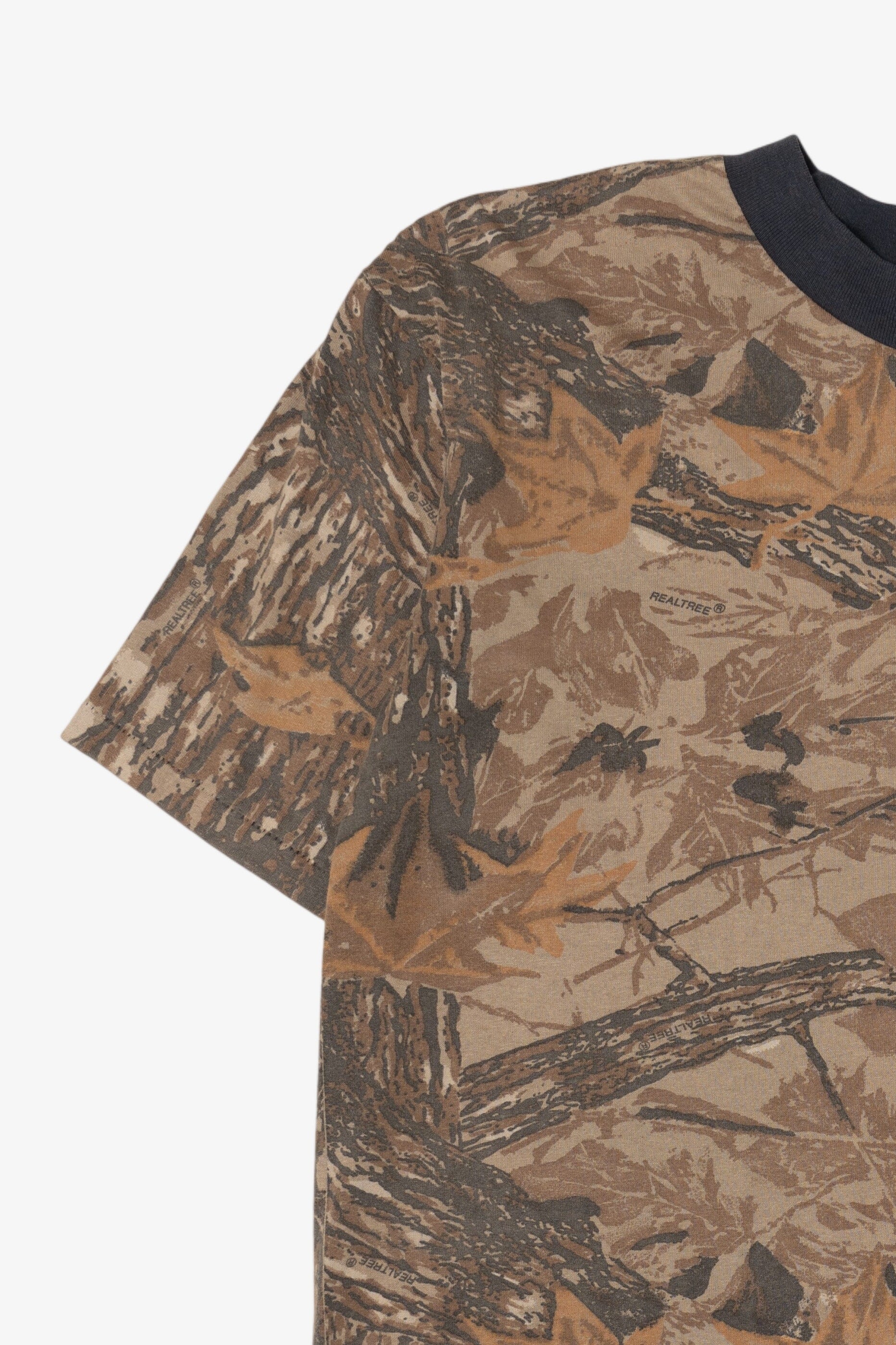 Vintage Camouflage Realtree Pocket Single Stitch T-Shirt (1990s)