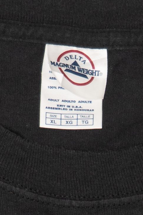 Vintage Hooters Kansas City "Delightfully Tacky, Yet Unrefined" T-Shirt (1990s)