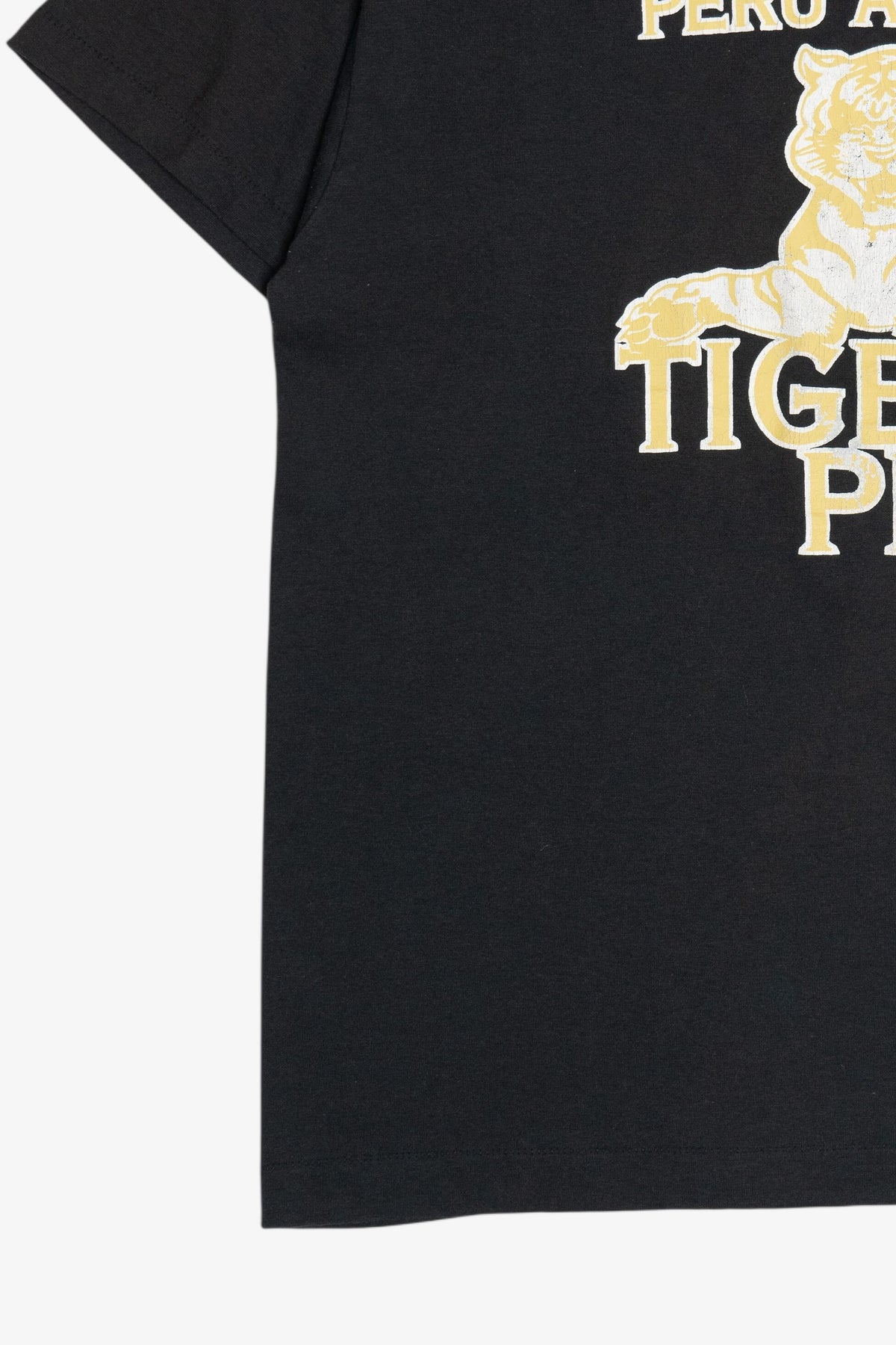 Vintage "Tiger Pride Is Alive" "Peru Athletics" Single Stitch T-Shirt (1990s)