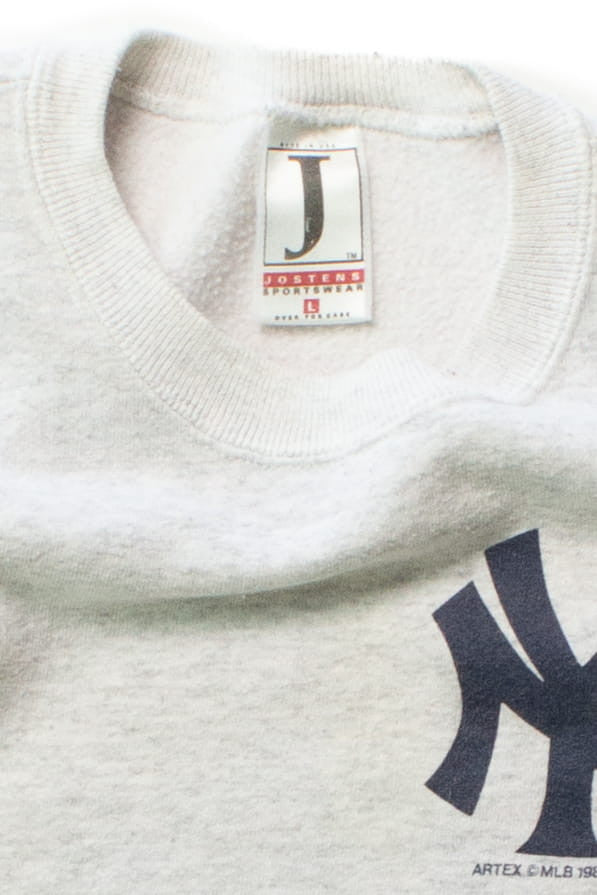Vintage New York Yankees Logo Sweatshirt (1990s)