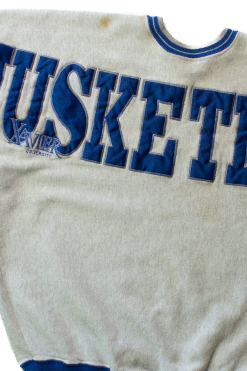 Vintage Xavier Musketeers Spell Out Sweatshirt (1990s)