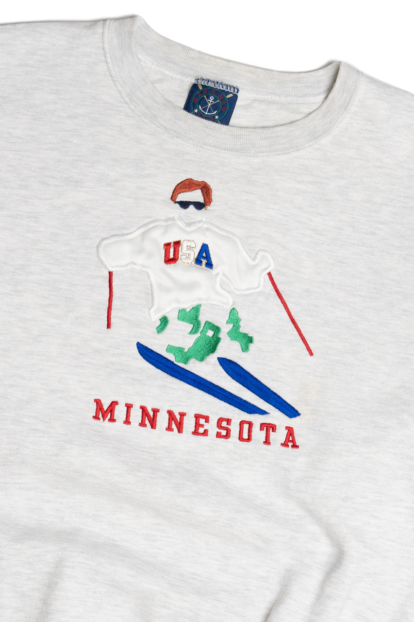 Vintage "Minnesota" Embroidered "USA" Ski Sweatshirt (1990s)