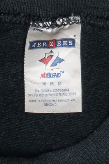 Vintage "Thornton Winery" Embroidered Wine Logo Sweatshirt (2000s)