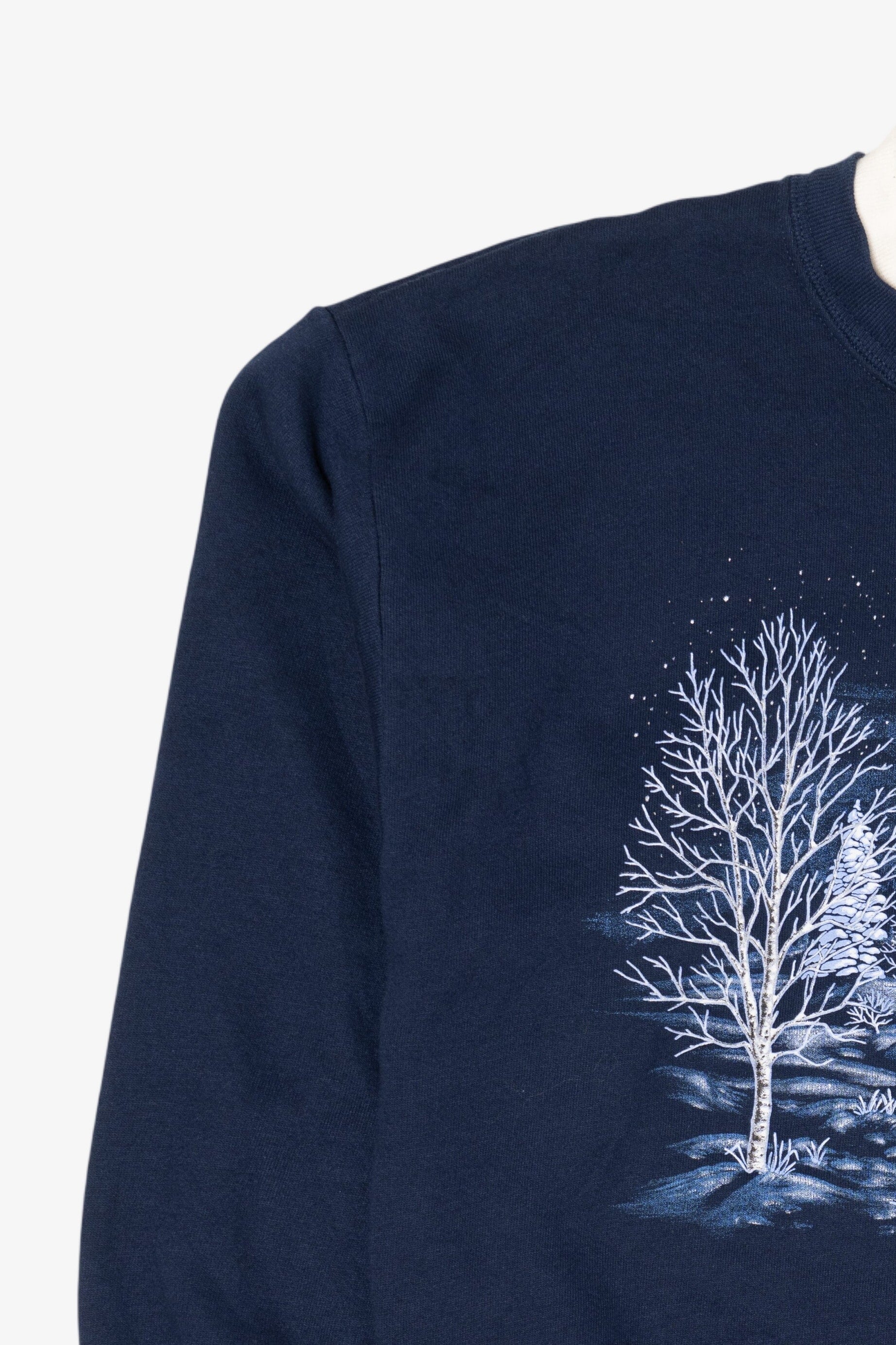 Vintage Navy Blue Starry Winter Night Scene Sweatshirt (1990s)