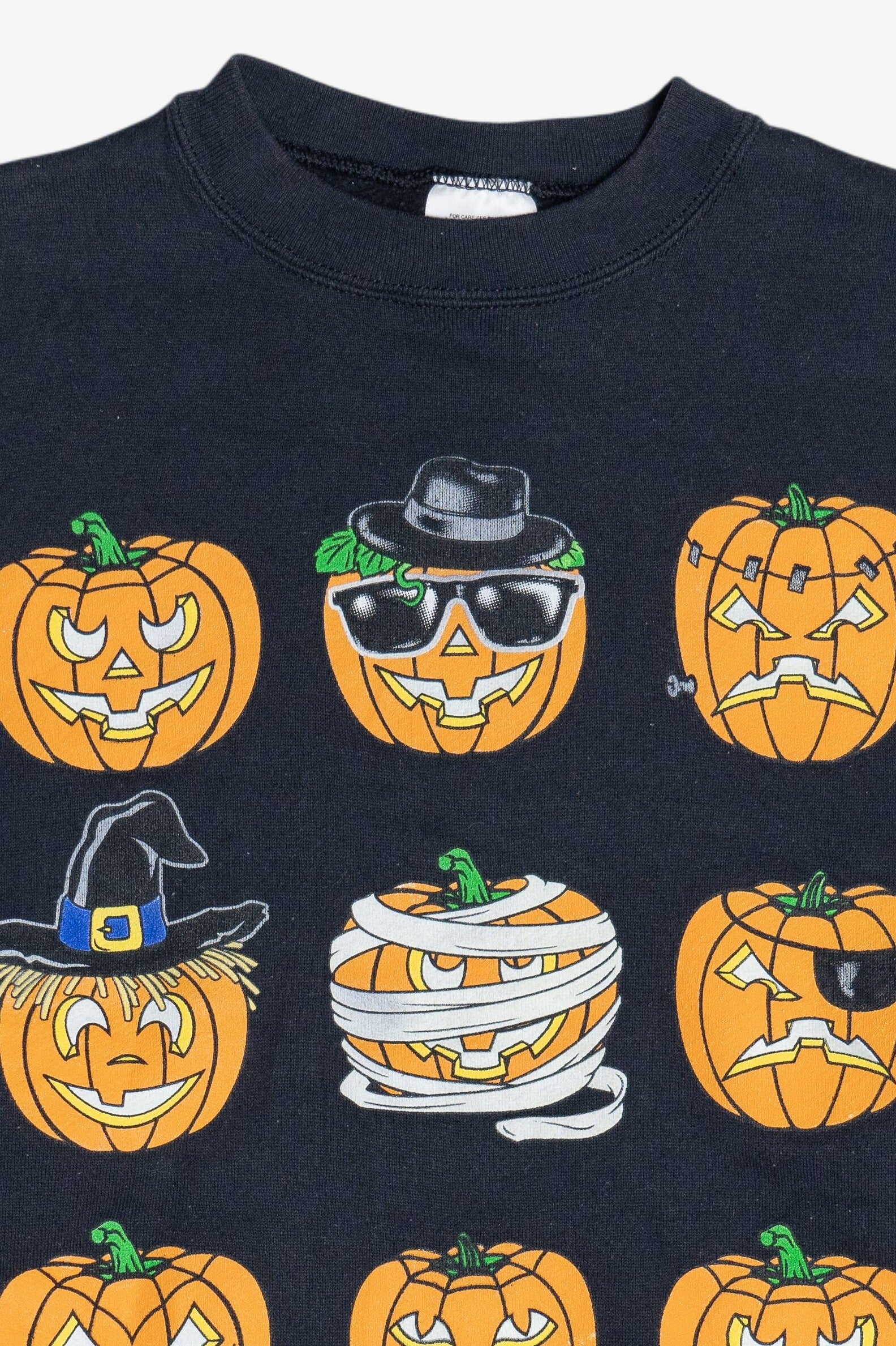 Vintage "Happy Halloween" Costume Dress-Up Halloween Pumpkins Sweatshirt (1990s)