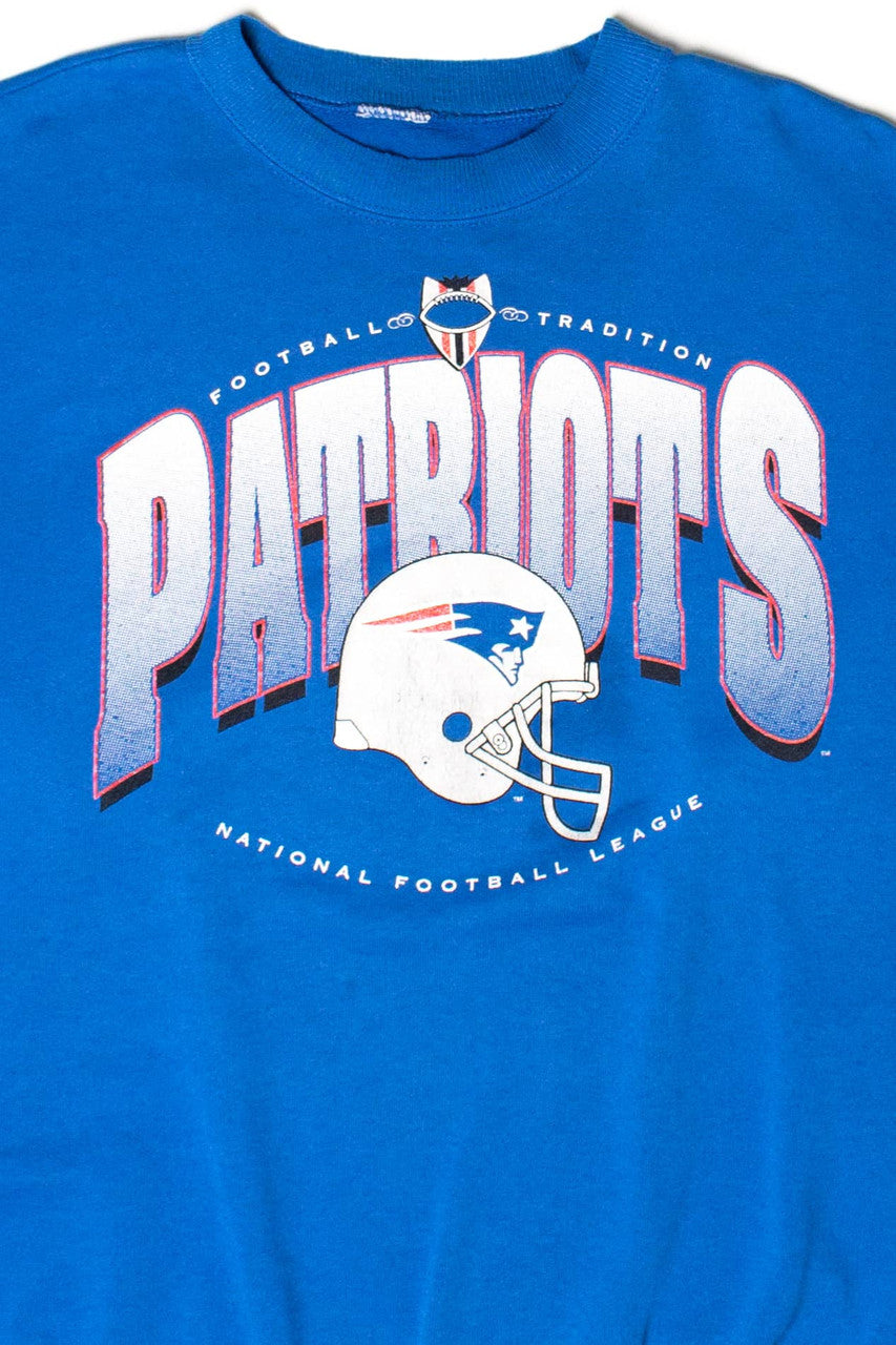Vintage New England Patriots Football Tradition Sweatshirt (1990s)