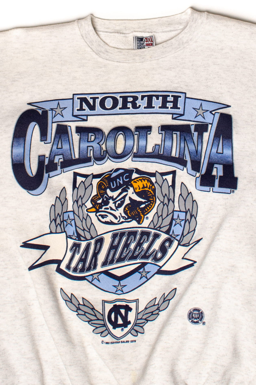 Vintage North Carolina Tar Heels Sweatshirt (1995)