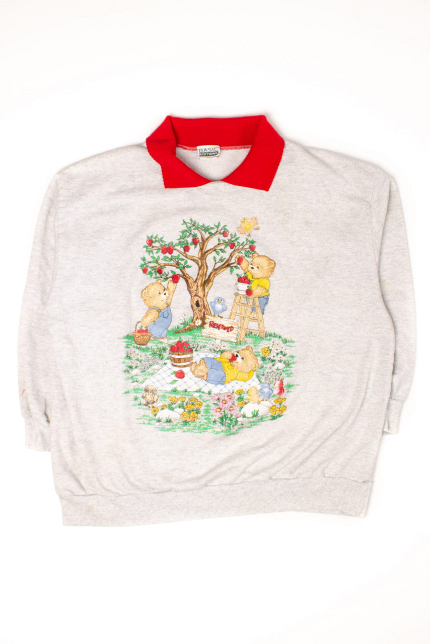 Vintage Teddy Bear Apple Tree Sweatshirt (1990s)
