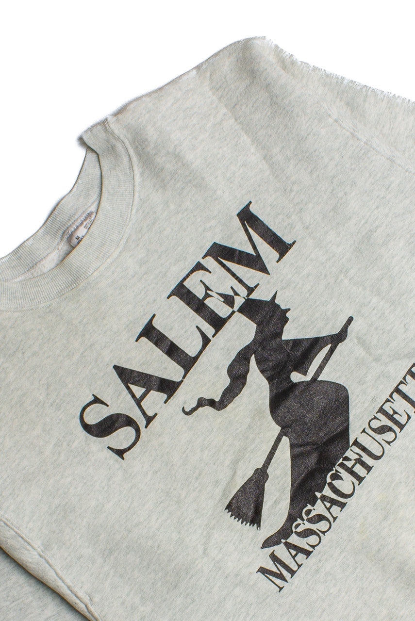 Vintage Salem Massachusetts Witch Sweatshirt (1990s)