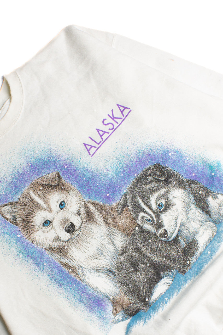 Vintage Alaska Husky Sweatshirt (1990s) 8729