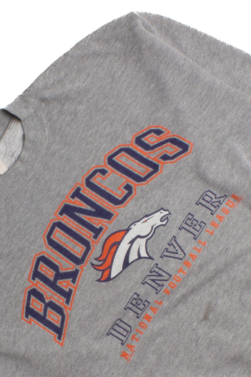Vintage Denver Broncos Sweatshirt (1990s) 8812