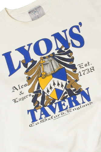 Vintage 1991 Lyon's Tavern Oxford England Sweatshirt