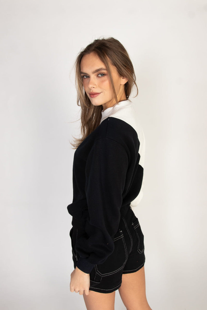 Vintage Black & White Zig Zag Sweatshirt (1990s)