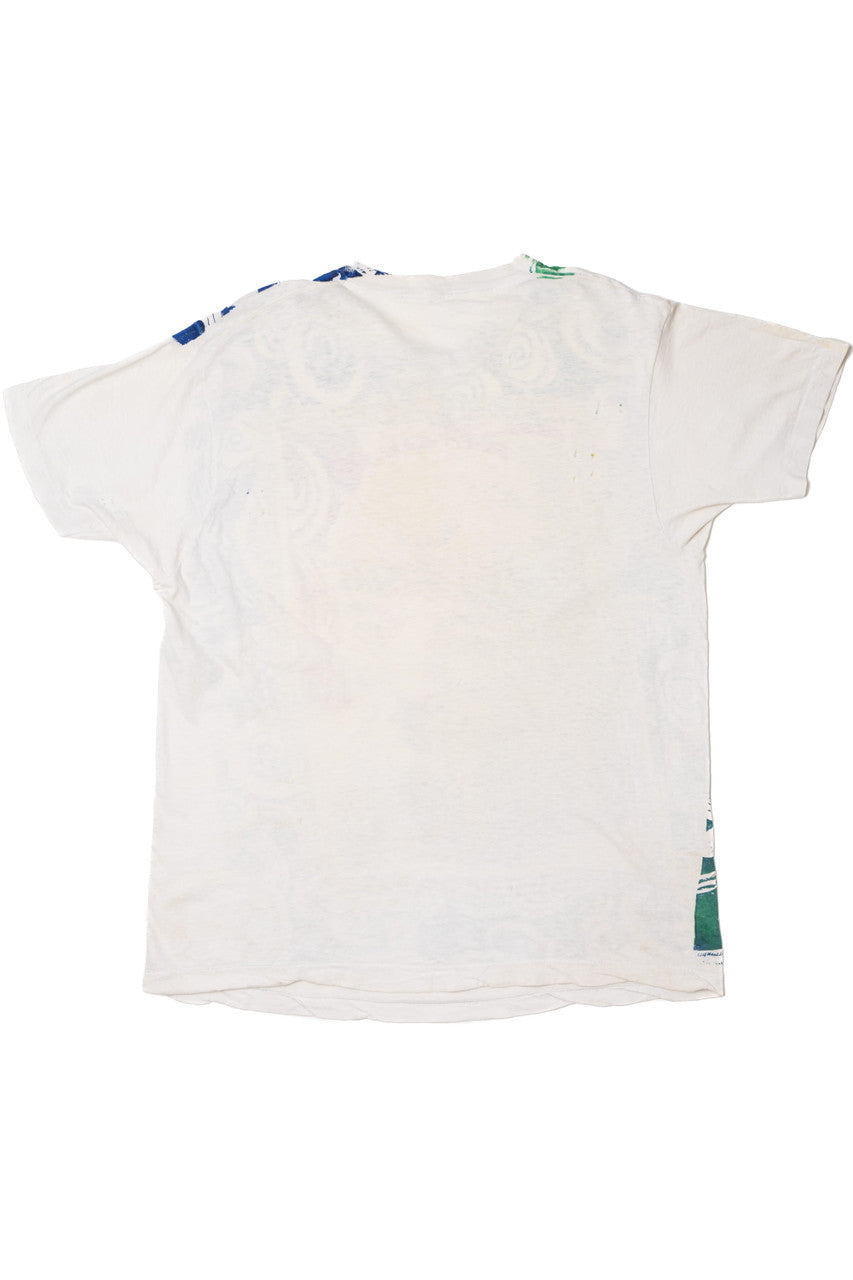 Vintage Distressed Statue Screen Printed T-Shirt