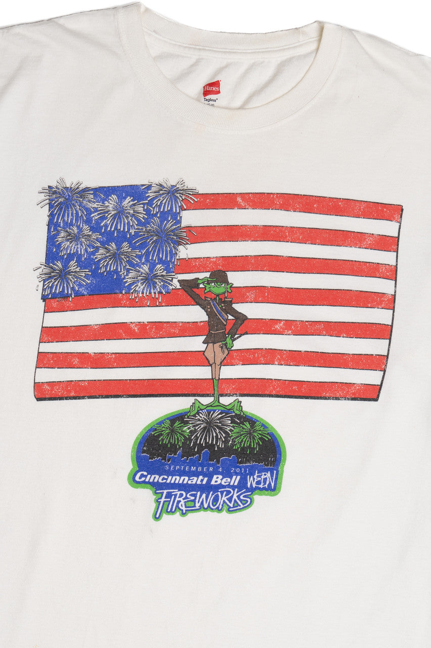 Vintage WEBN Radio Cincinnati Bell Fireworks American Flag T-Shirt