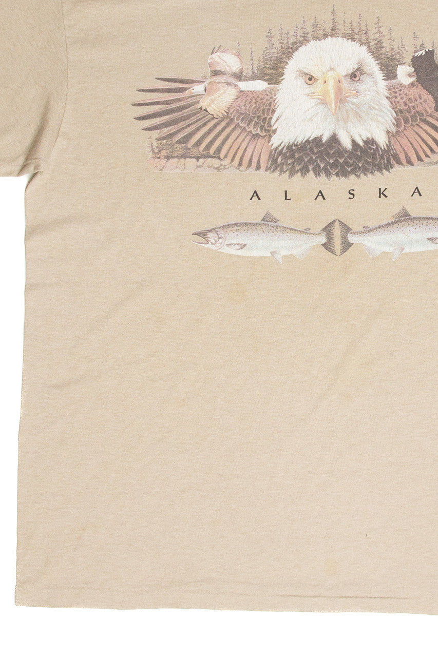 Vintage Alaska Wildlife Graphic T-Shirt