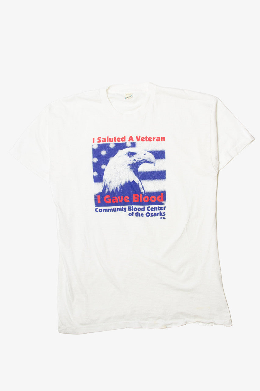 Vintage Screen Stars "I Saluted A Veteran I Gave Blood" T-Shirt (1990s)