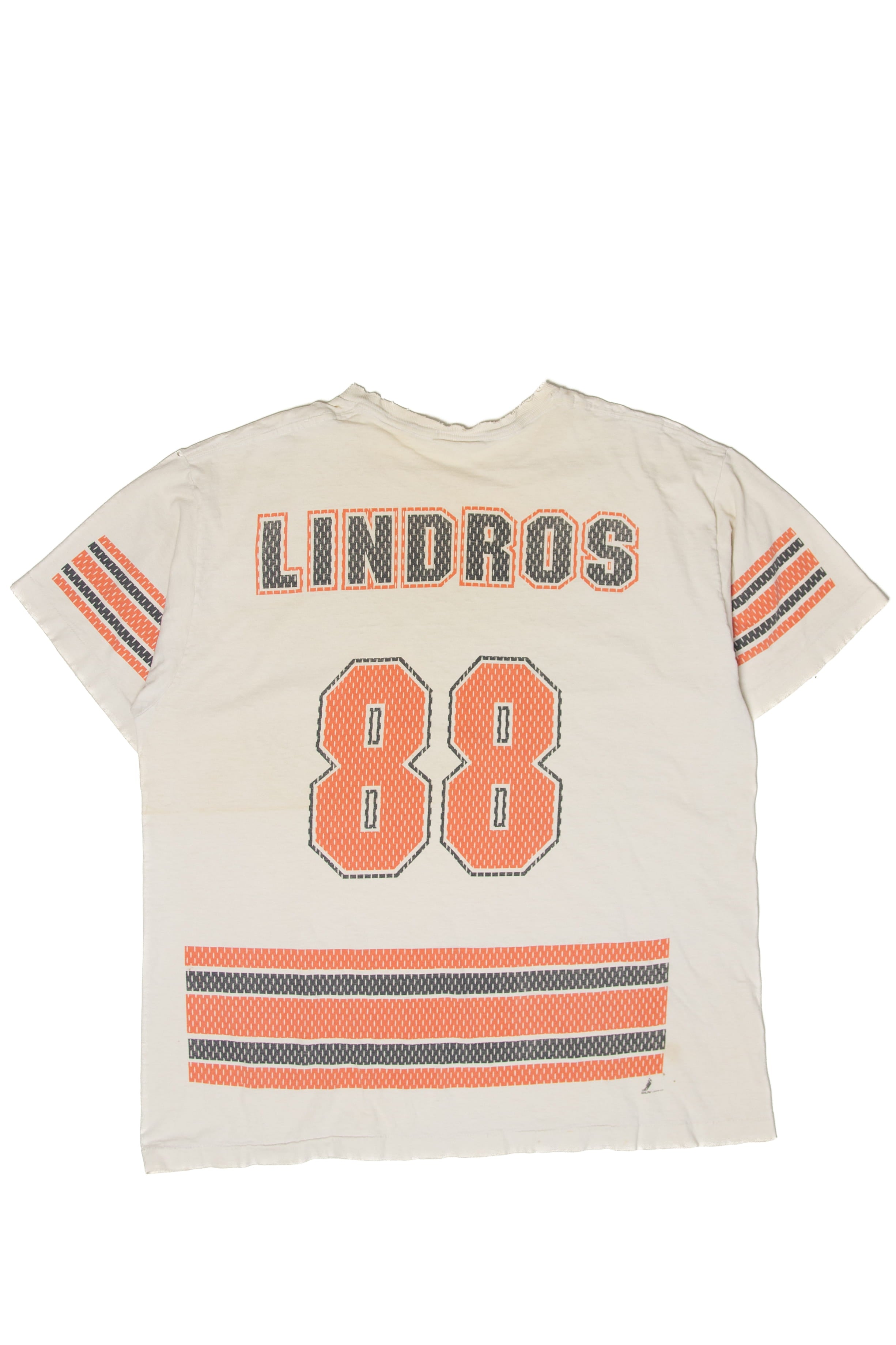 Vintage Distressed Philadelphia Flyers Lindros 88 NHL T-Shirt (1990s)