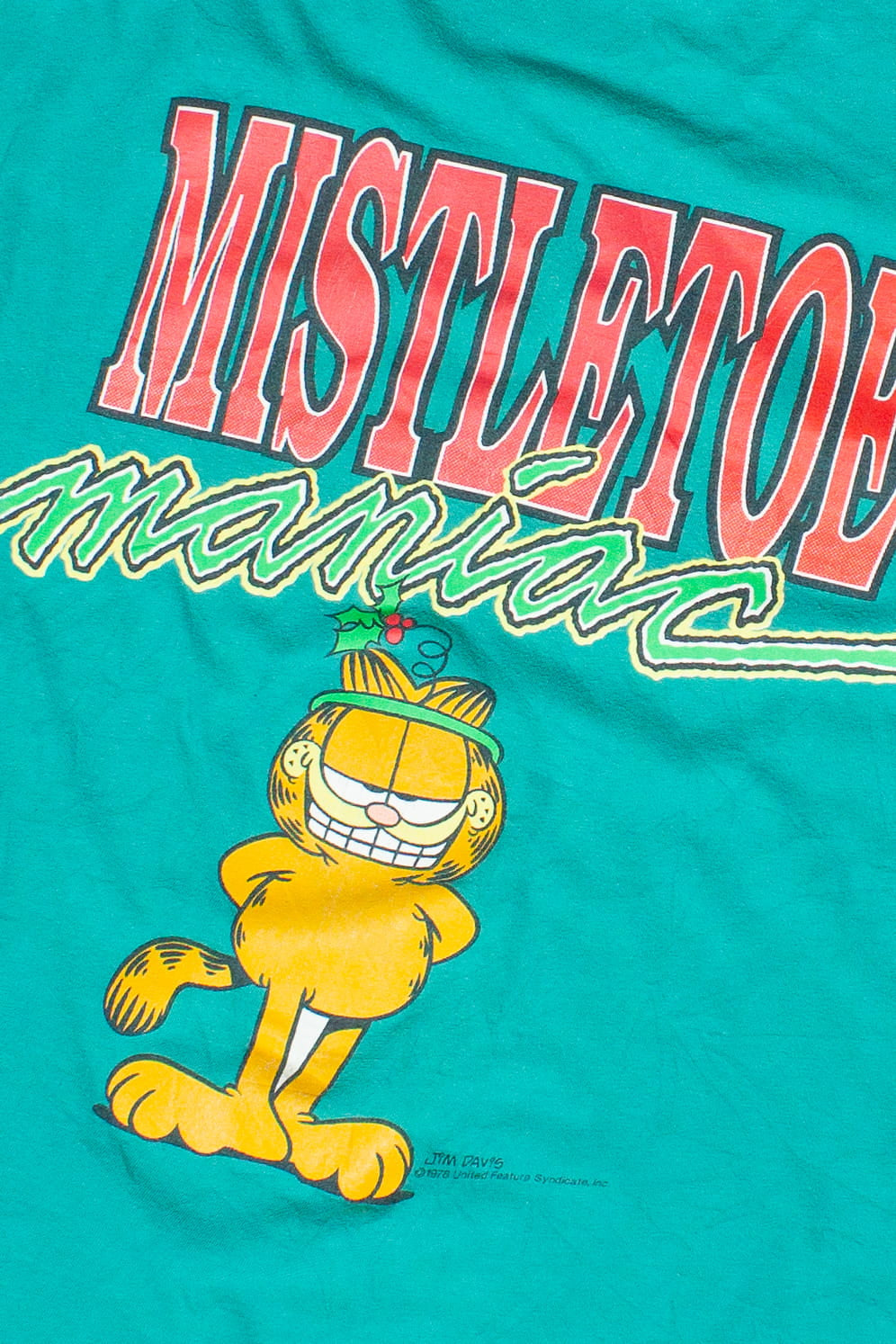 Vintage "Mistletoe Maniac" Garfield T-Shirt (1990s)