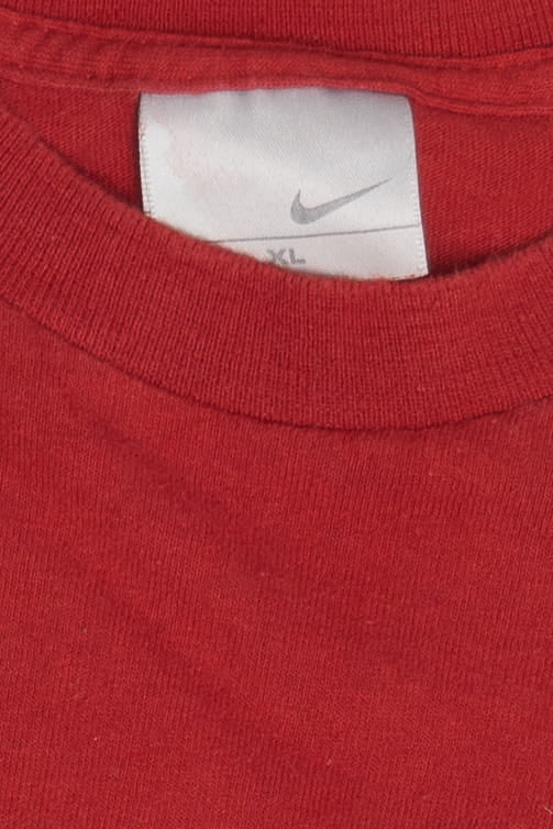 Vintage Nike Embroidered "Nike Athletics" Long Sleeve T-Shirt (2000s)