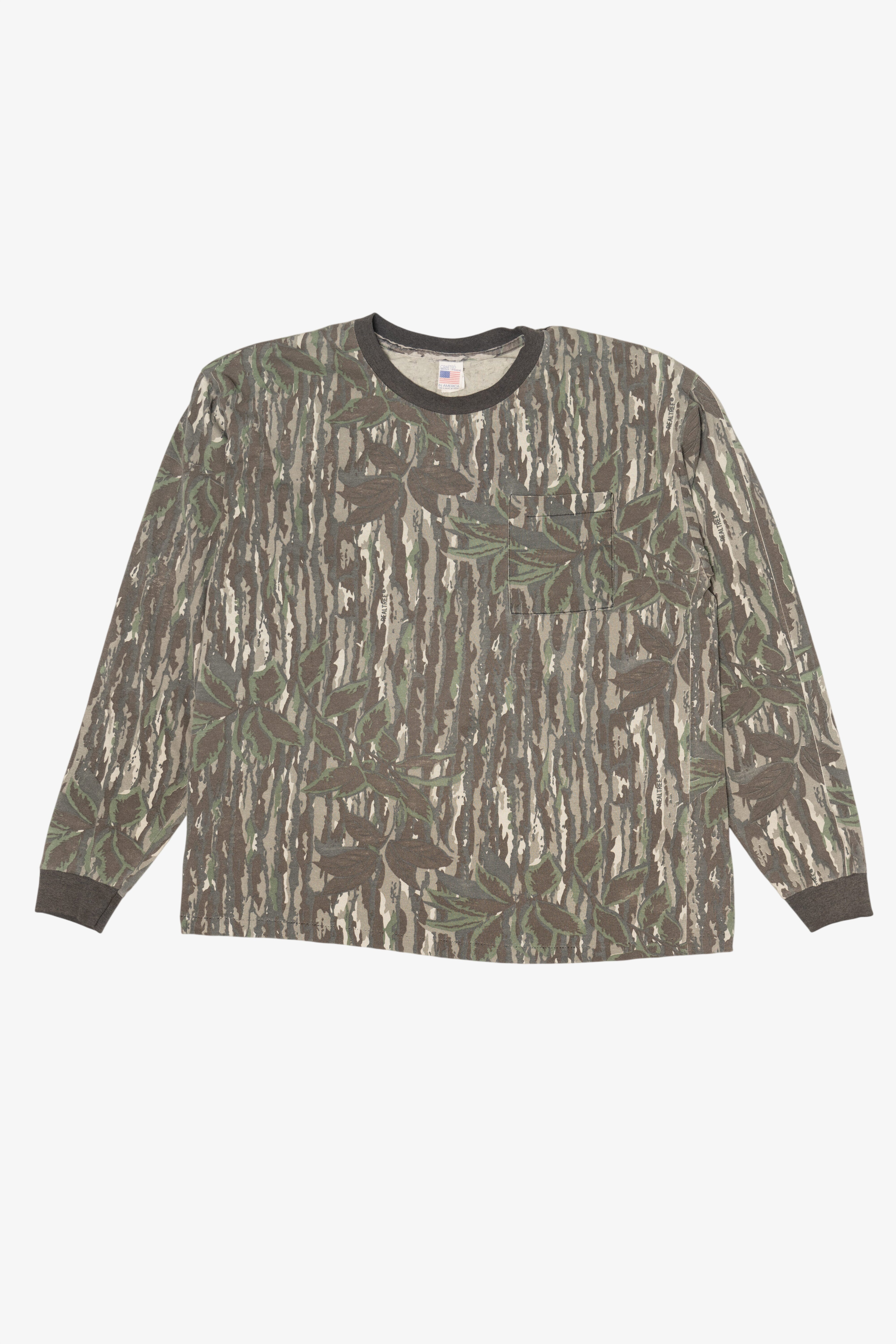 Vintage Camouflage Long Sleeve Pocket T-Shirt (1990s)