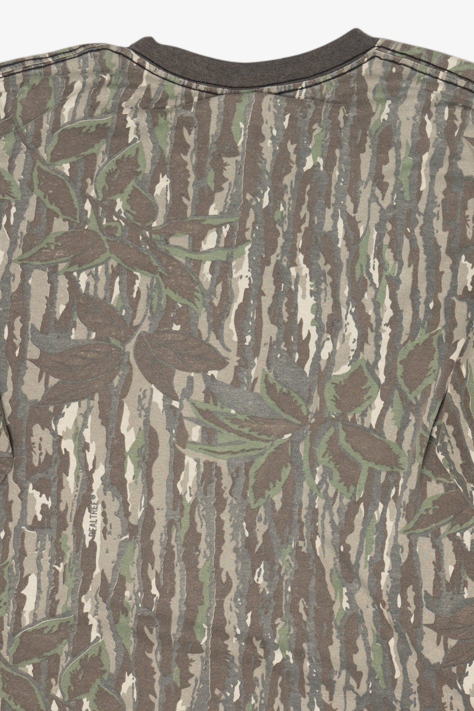 Vintage Camouflage Long Sleeve Pocket T-Shirt (1990s)