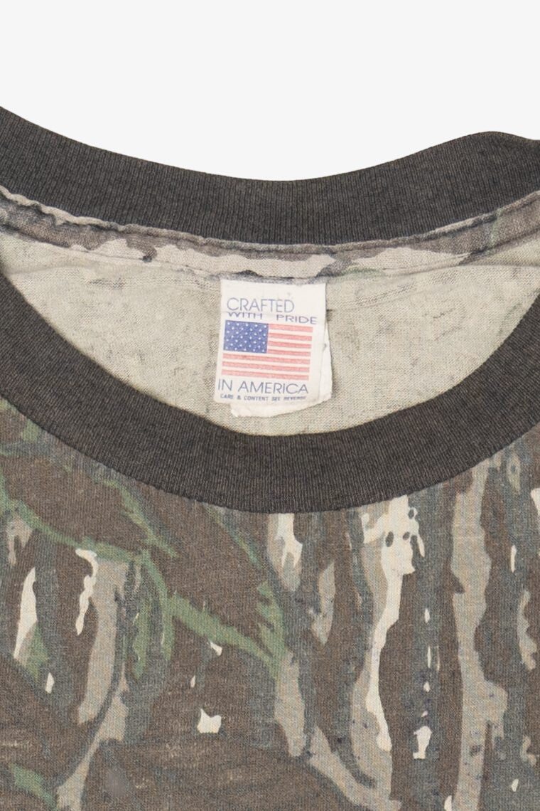 Vintage Camouflage Long Sleeve Pocket T-Shirt (1990s)