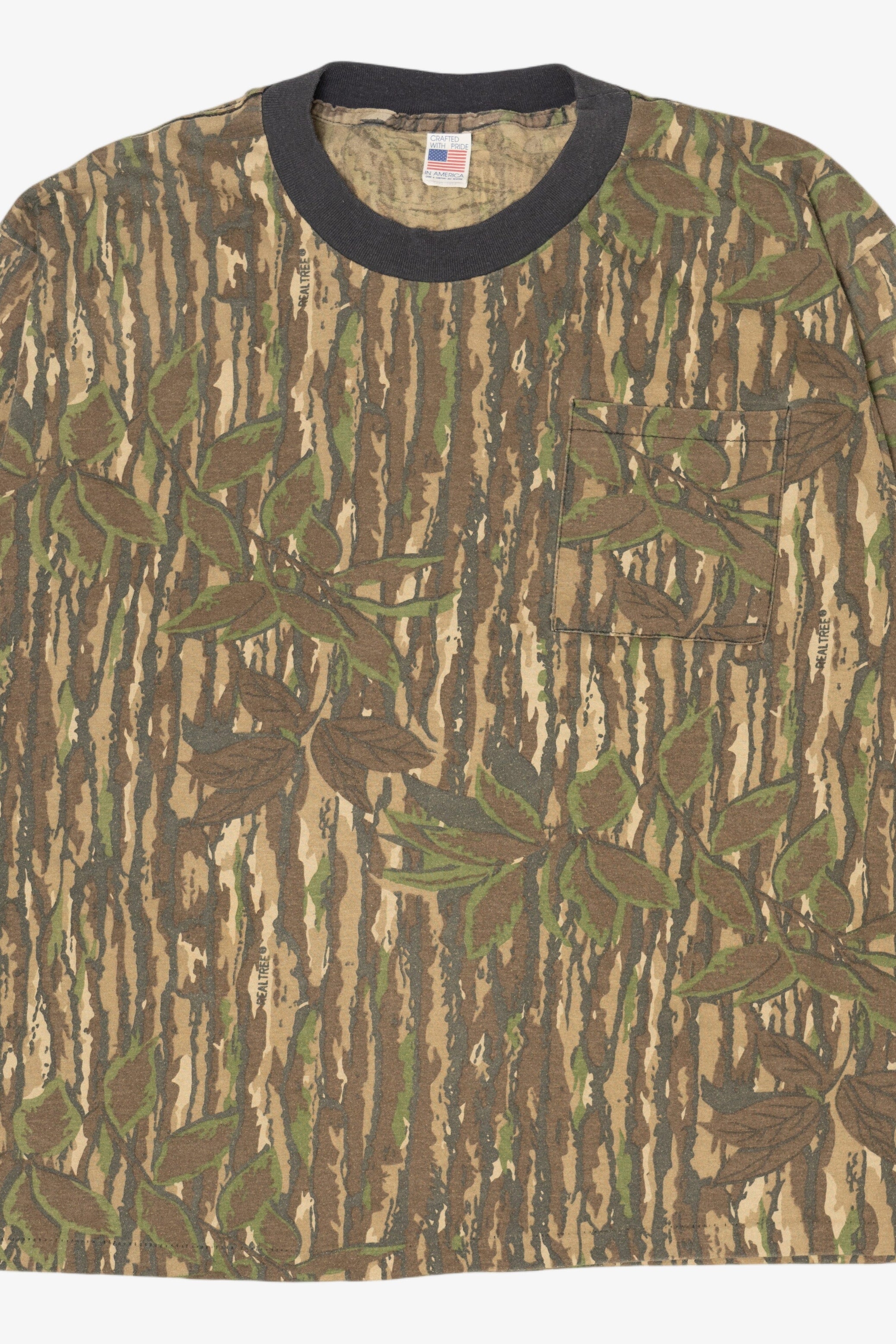 Vintage Camouflage Long Sleeve Pocket T-Shirt (1990s)