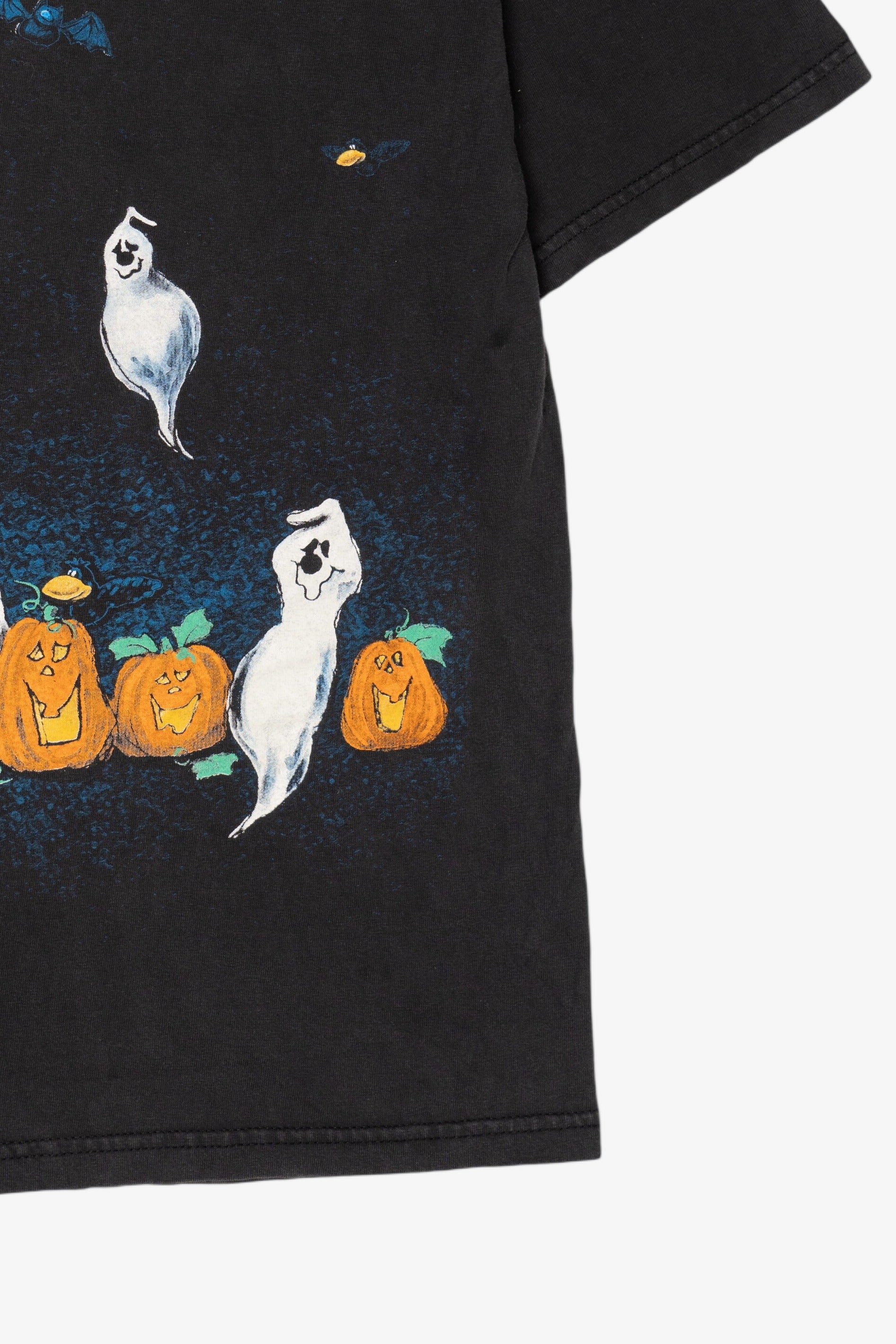 Vintage Ghosts Pumpkins And Bats T-Shirt (1990s)