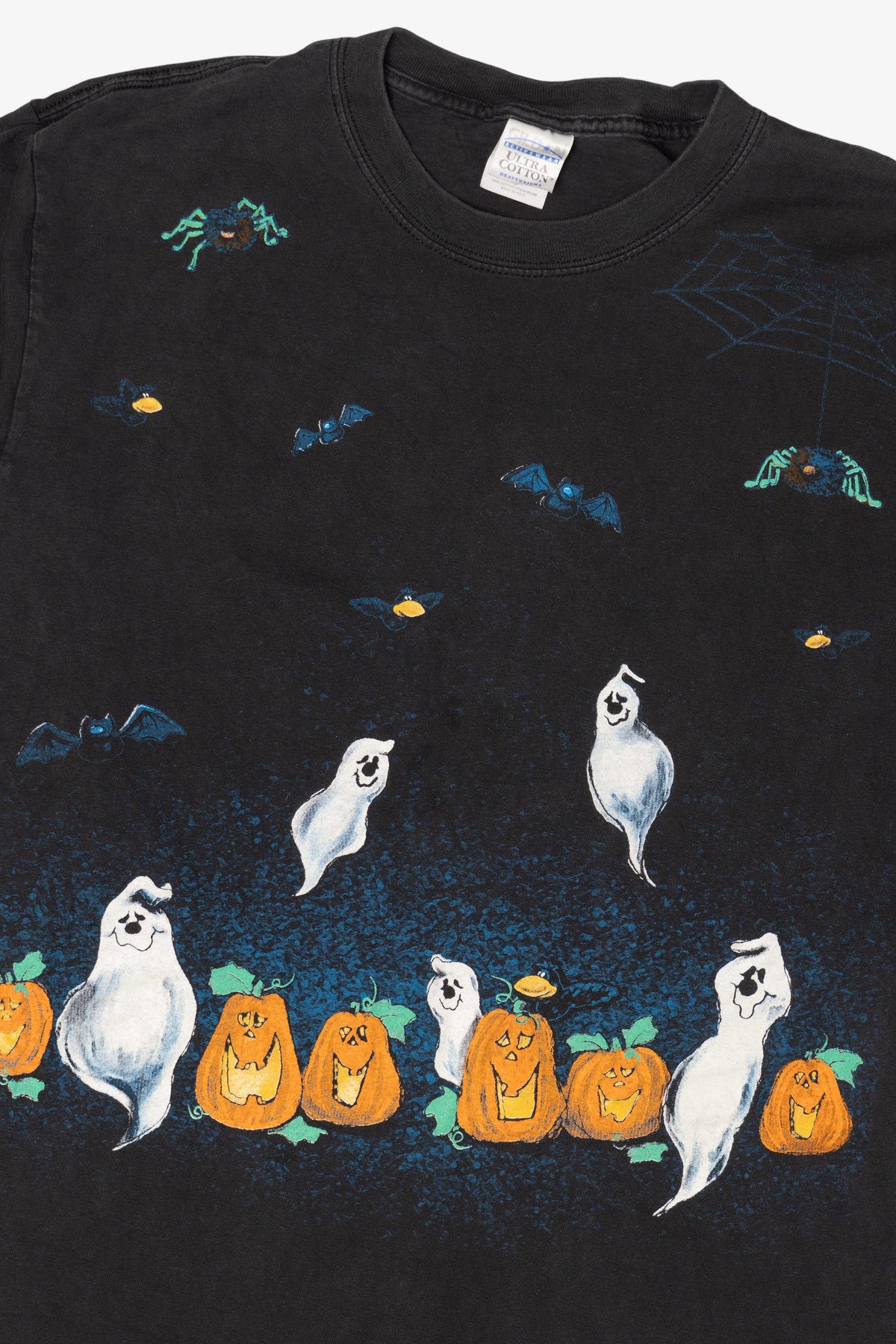 Vintage Ghosts Pumpkins And Bats T-Shirt (1990s)