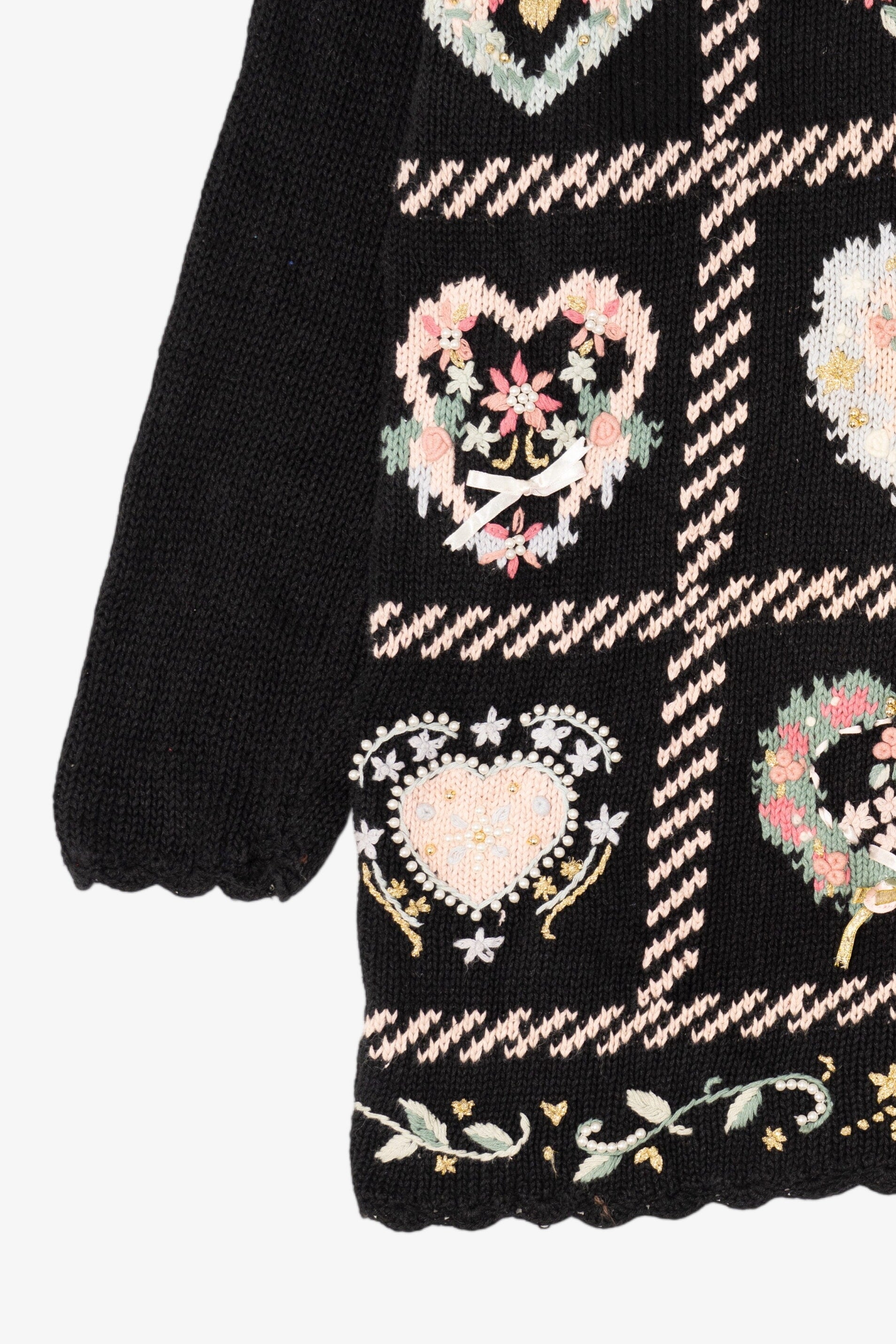 Vintage Black Kathie Lee Wreath Hearts Ugly Christmas Pullover (1990s)