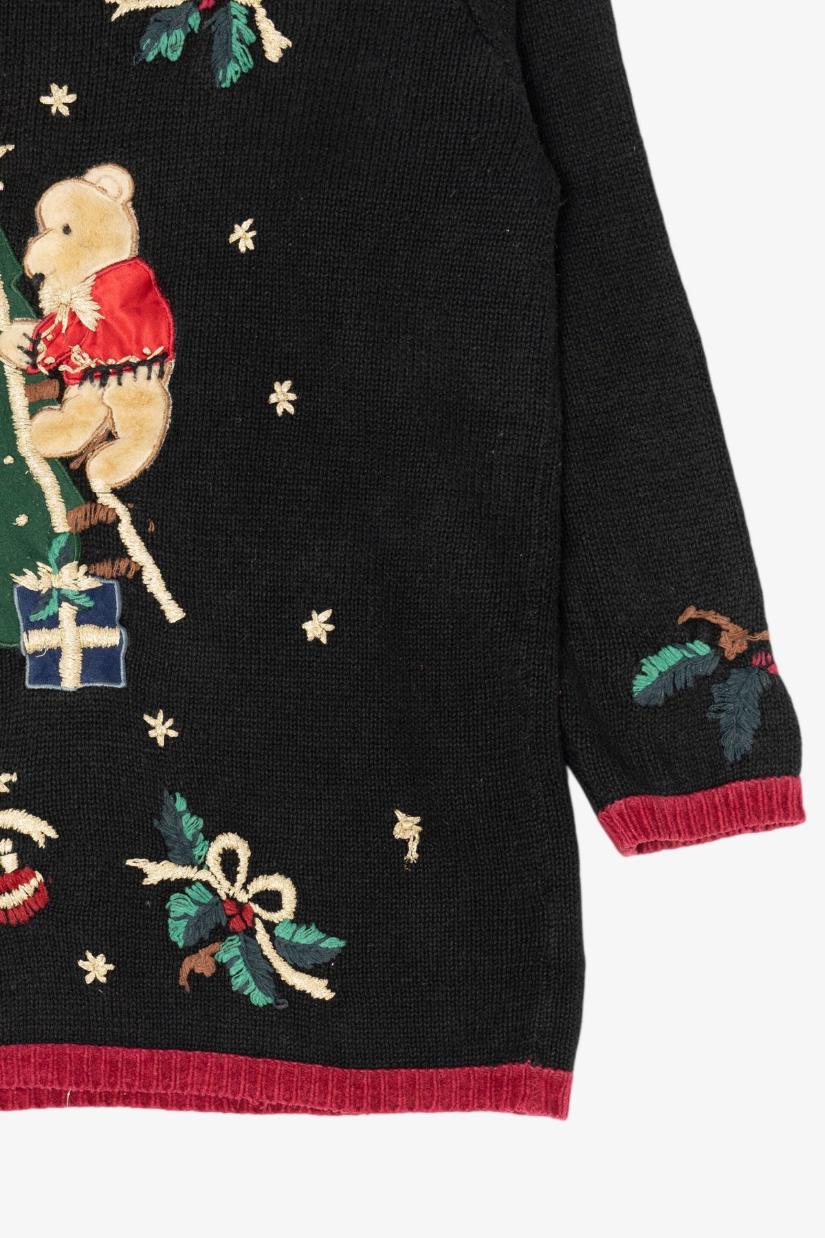 Vintage Black Nutcracker Bears Tree Decorating Ugly Christmas Pullover (1990s)