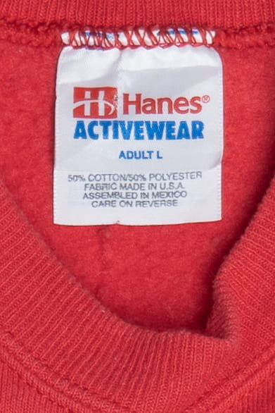 Vintage "Merry Christmas Y'all" Heart Wreath Sweatshirt (1990s)