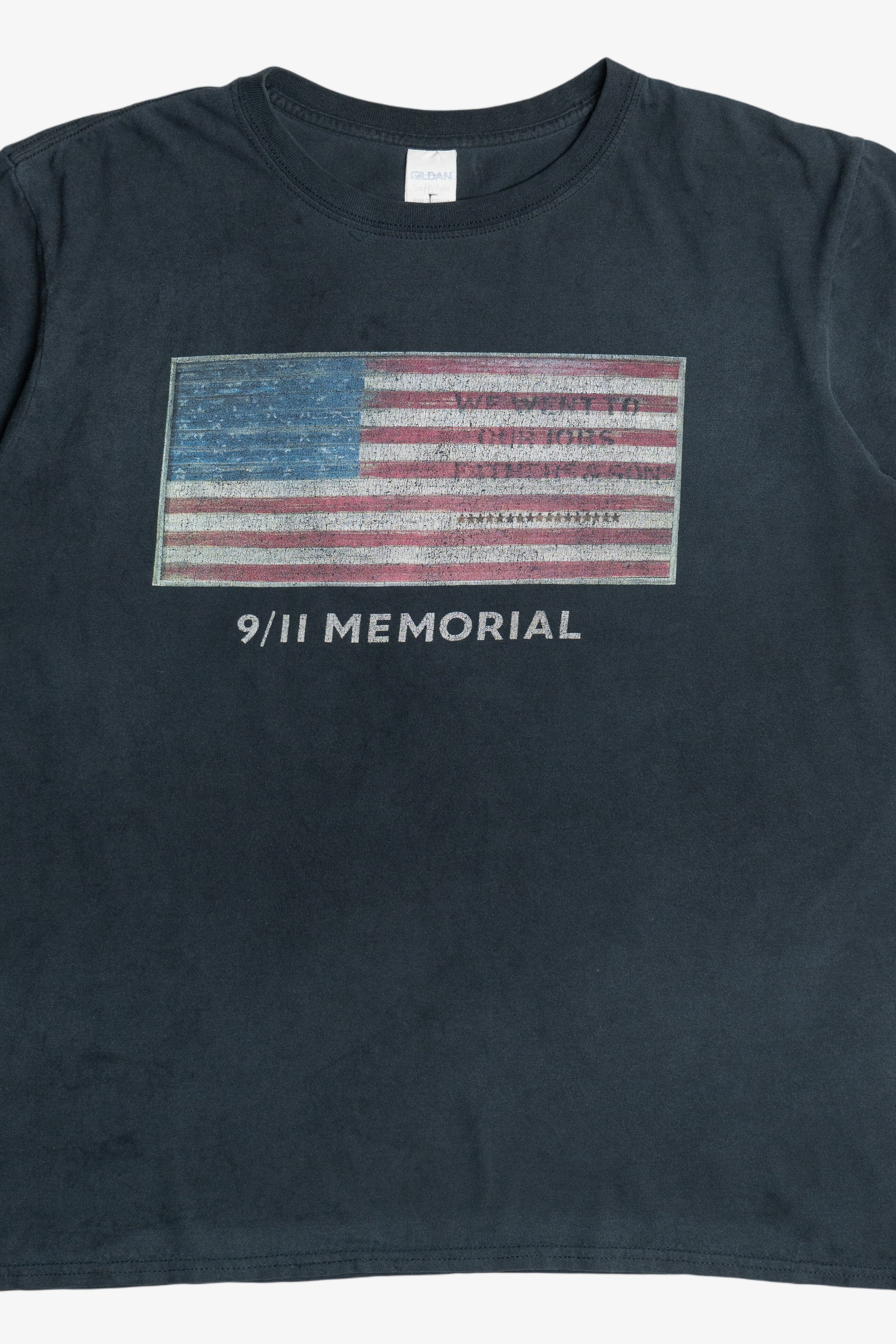 Vintage "9/11 Memorial" Faded Distressed T-Shirt (2000s)