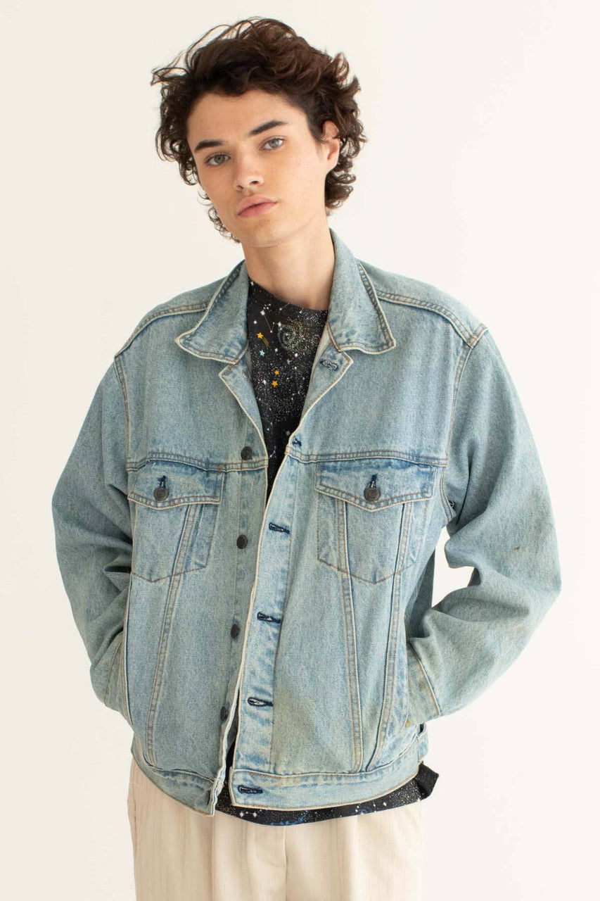 Vintage Hard Rock Cafe Banff Denim Jacket 1282