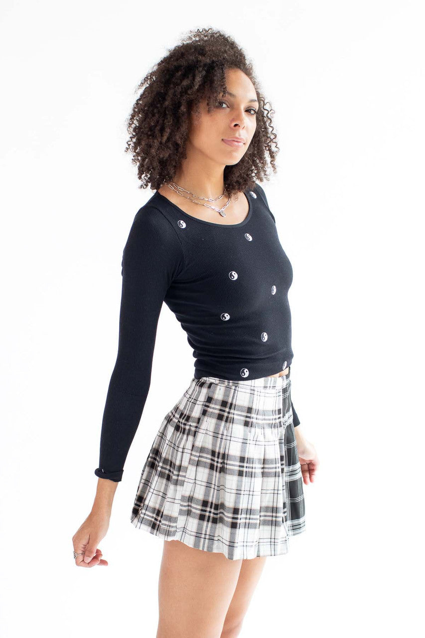 Yin Yang Embroidered Seamless Shirt