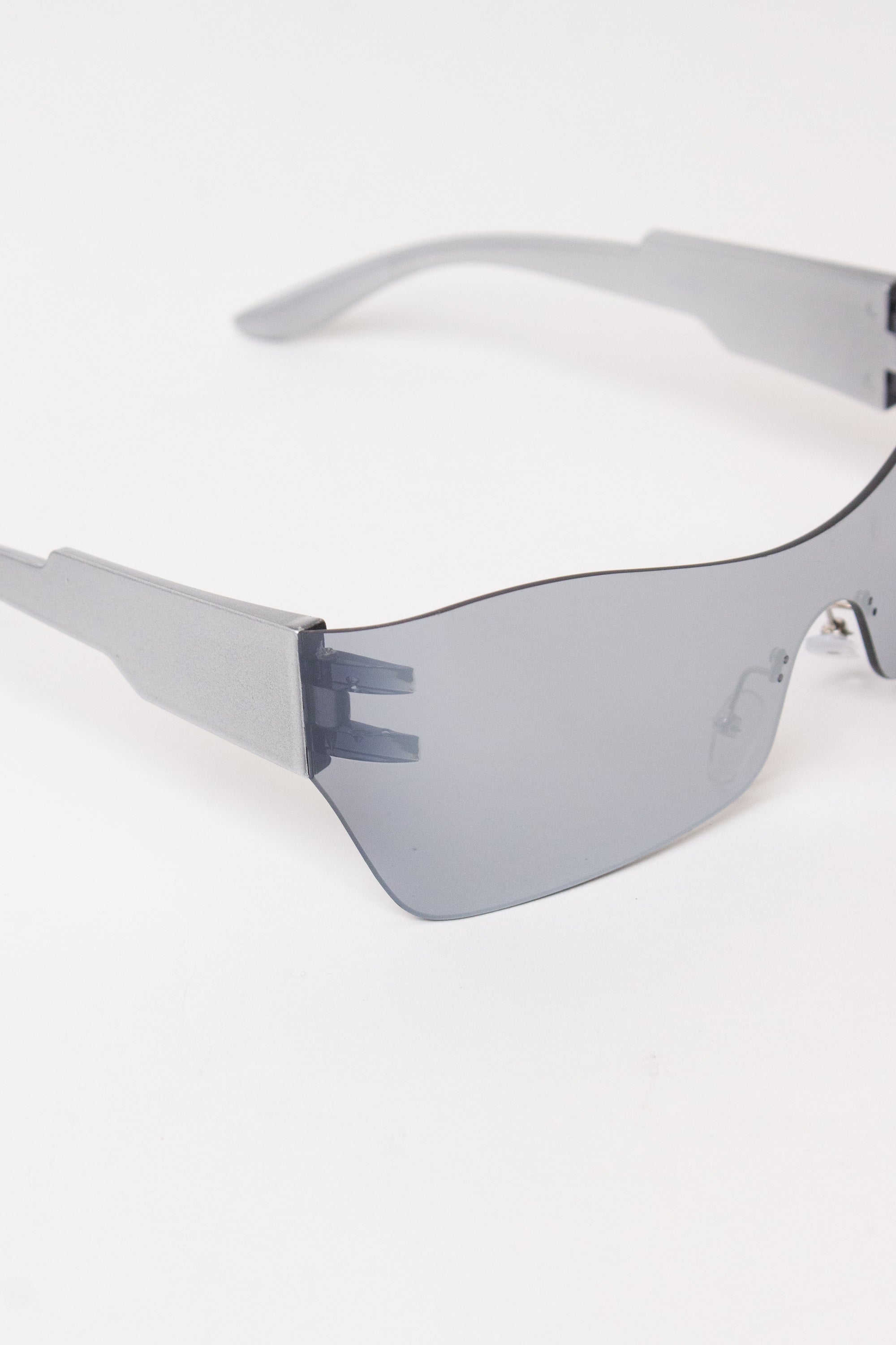 Narrow Shield Sunglasses - Silver