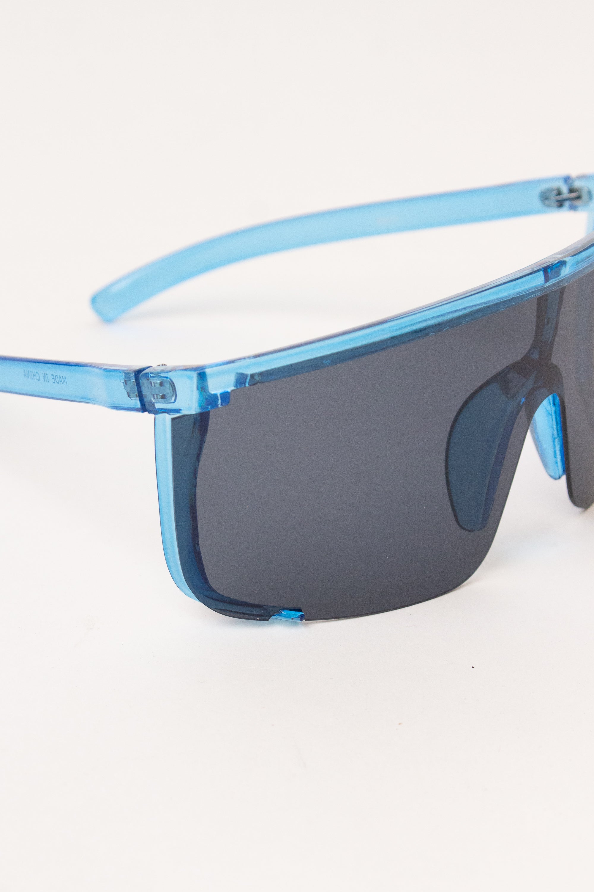 Acrylic Frame Shield Sunglasses - Blue
