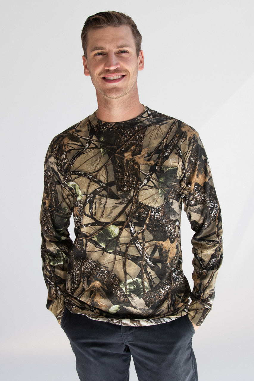 Man wearing woodland print camo long sleeve t-shirt