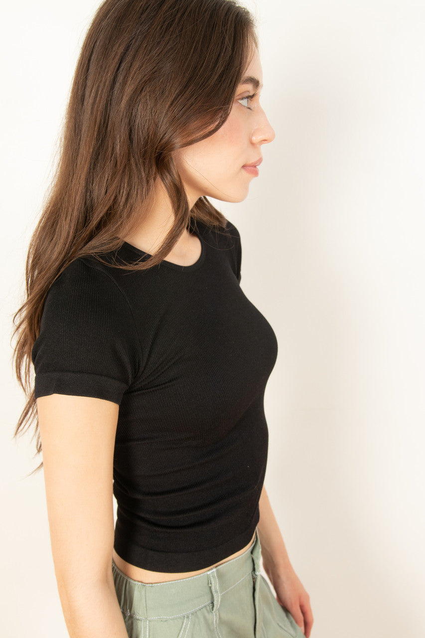 Black Seamless Crew Neck Shirt