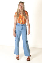 70's Wave Print Notch Neck Tee