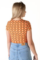 70's Wave Print Notch Neck Tee