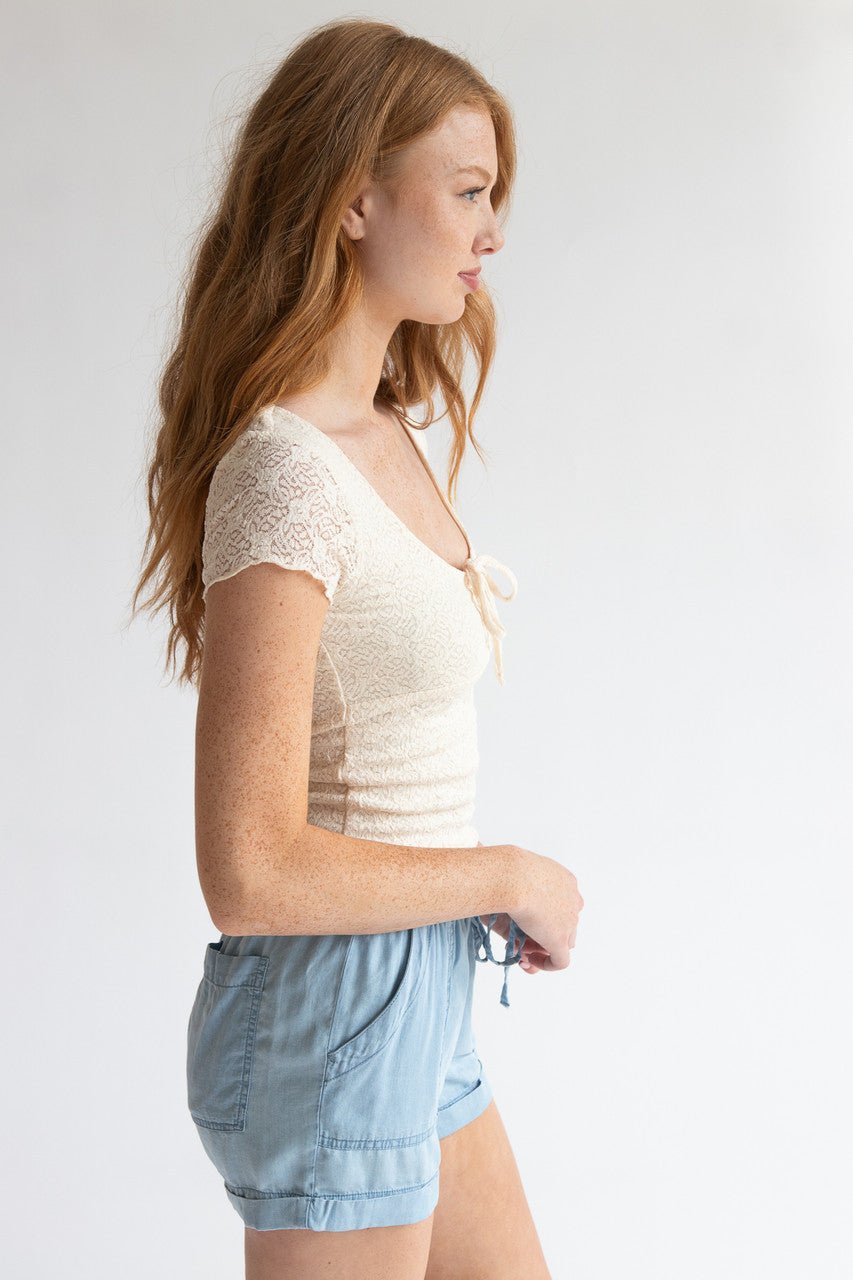 Cinched Tie Front Lace Tee – Ragstock
