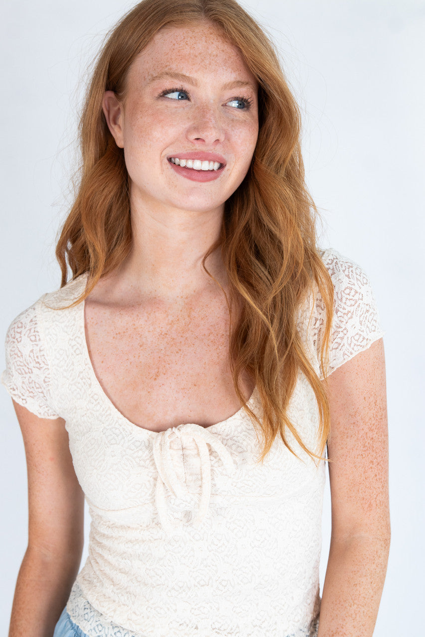 Cinched Tie Front Lace Tee – Ragstock