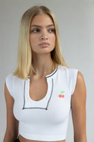 Embroidered Patch Sporty Notch Neck Seamless Tee