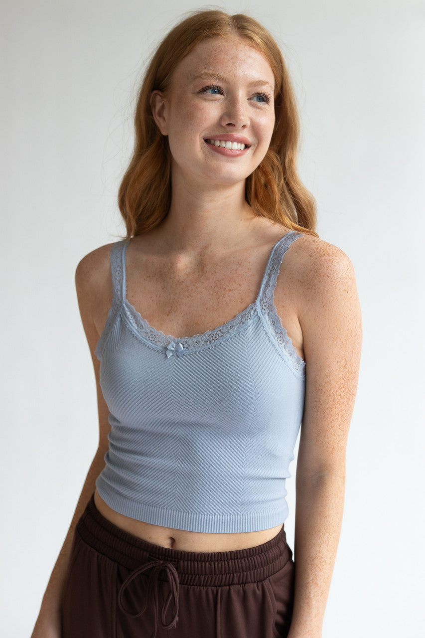 Seamless Lace Trim Bow Tank Top