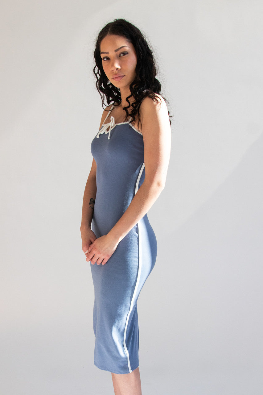 Contrast Trim Tie Front Maxi Dress