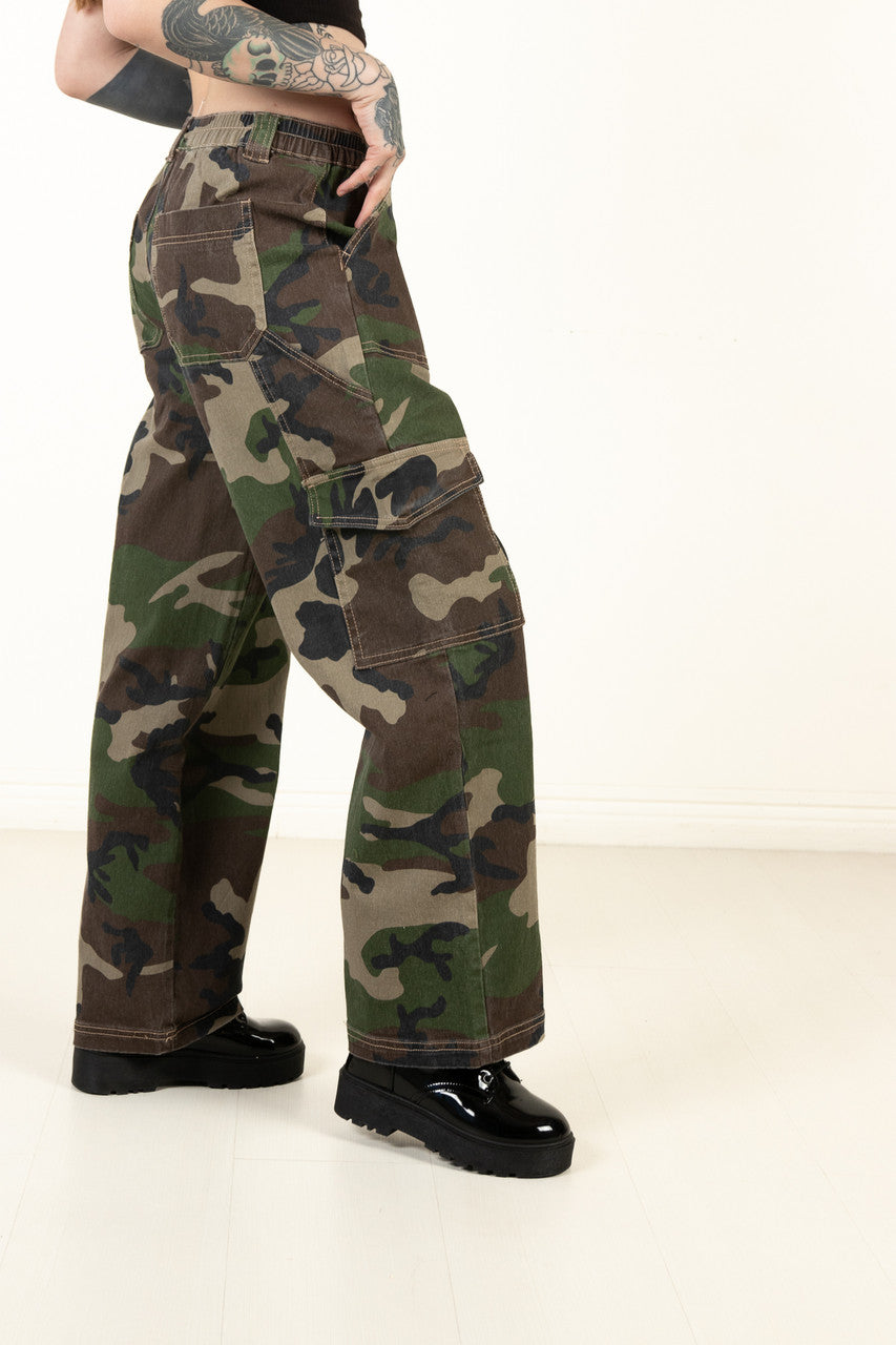 Camo Cargo Skater Jeans