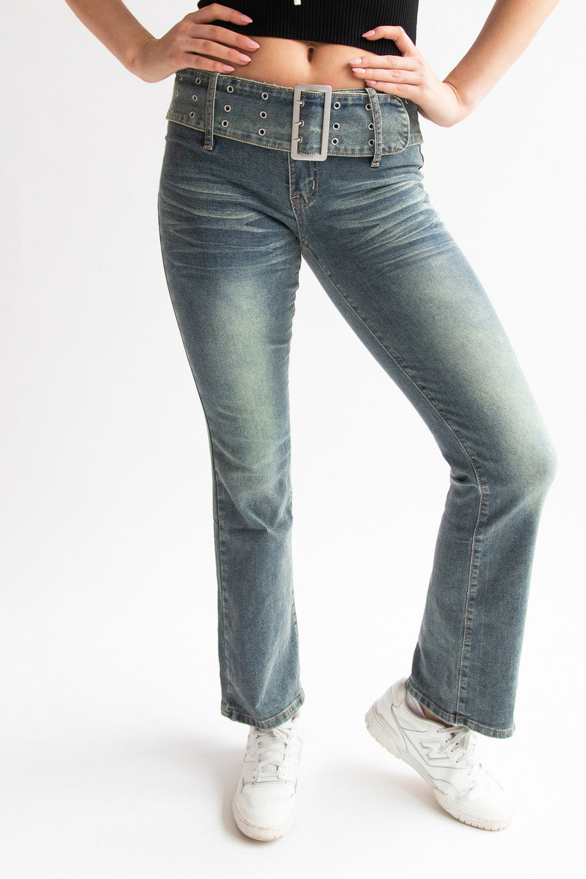 Grunge Wash Belted Flare Jeans – Ragstock