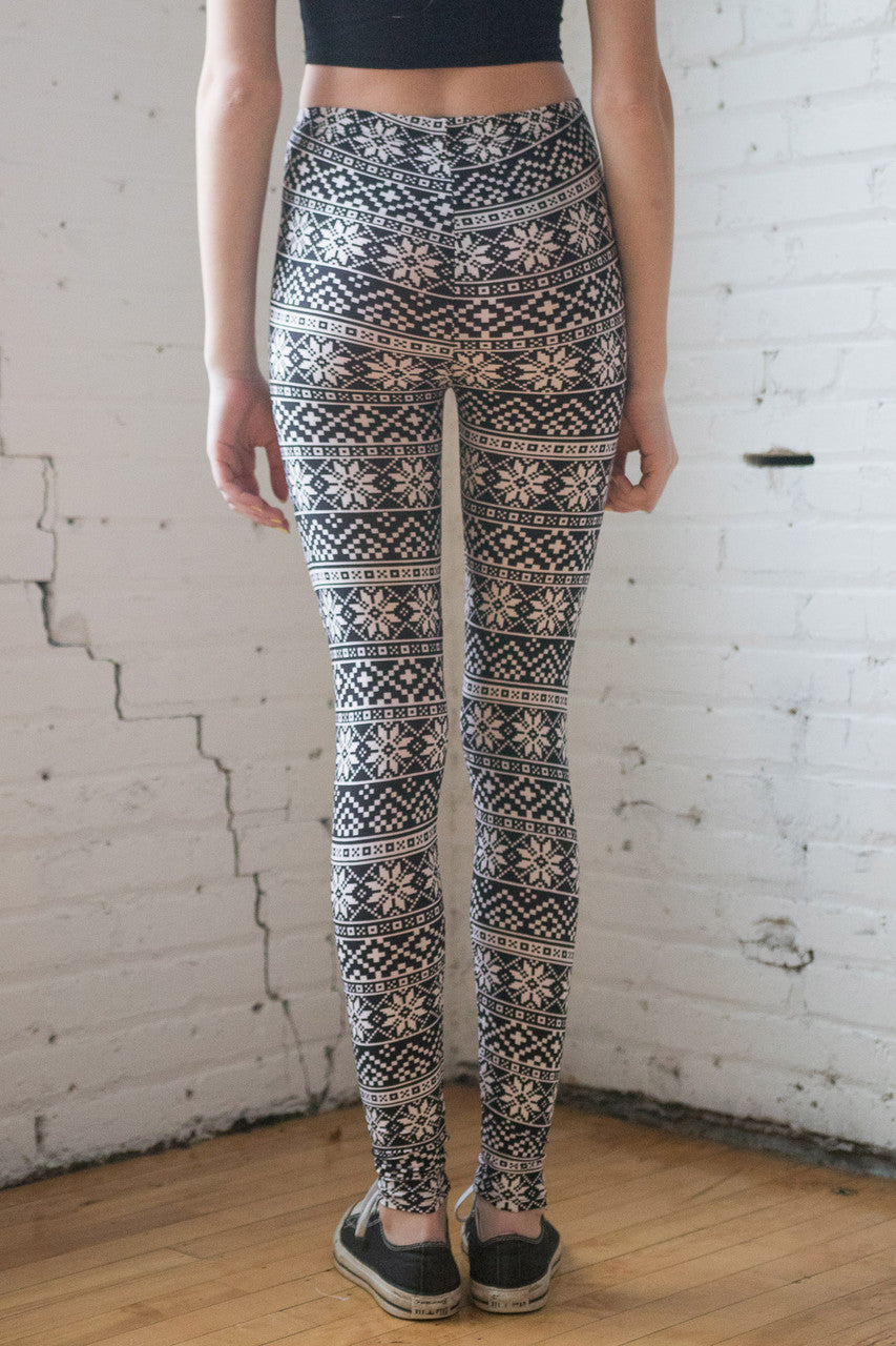 Snowflake Pattern Leggings